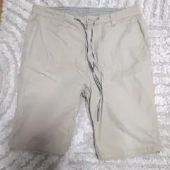 ベージュ ショートパンツ 紐付きのサムネイル