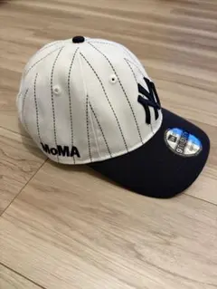 MoMA×NEWERA 9TWENTY ピンストライプ キャップ