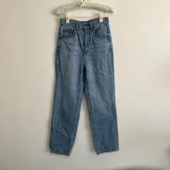 ライトブルー ストレートデニム