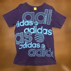 adidas プリントTシャツ