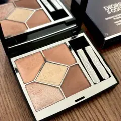 ディオールショウサンククルール 423アンバーパール