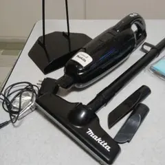 マキタ、Makita Turbo II コードレスクリーナー 本体、スタンドのサムネイル