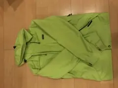 supremeのサムネイル