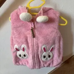 ミキハウス　ウサギ刺繍付きピンクフリースベスト