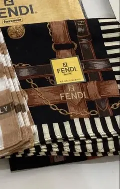 FENDI タオルセット 2枚組 ストライプ ロゴ刺繍 - メルカリ