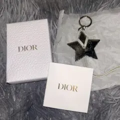 【未使用品】DIOR キーホルダー ノベルティ バースデーギフト 2025年最新】Diorクリスタル会員の人気アイテム - メルカリ