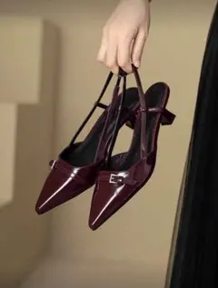 バーガンディ　ポインテッドトゥパンプス