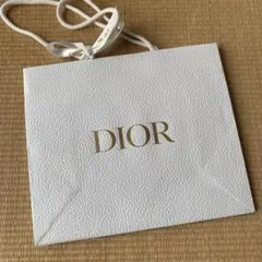 【Dior ショップ袋 】ホワイト 小型 リボン付き➕おまけでミニリボン付き