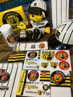 j*k様 未使用 阪神タイガース ステッカー ヘルメット タオルセット 昭和レトのサムネイル