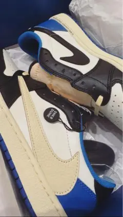 Travis Scott Nike Air Jordan 1 フラグメント　ロー