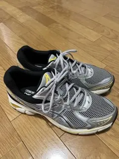 は*し様 ASICS GT-2160スニーカー 28cm シルバー/ブラック/イ