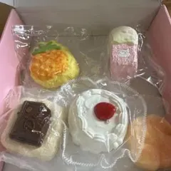 MOMOCOluv ZHANGOK スクイーズ 5点セット - メルカリ