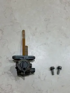 gs400 純正フューエルコック　燃料コック