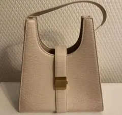 クロコ型押しバッグ