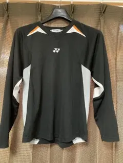 YONEX 長袖 ブラック ウォームアップウェア Sサイズ