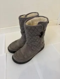 グレー キルティング ムートンブーツ