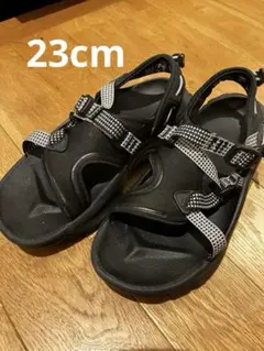 ナイキ　オニオンタ　23cmのサムネイル