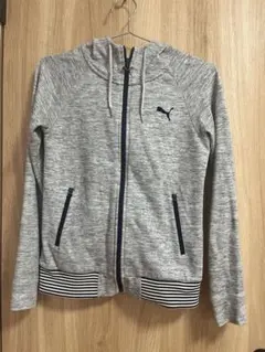 プーマ パーカー