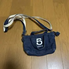 Item thumbnail for item 2eb7012c-ab16-4e75-88da-88a246557265