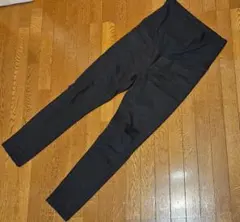 ユニクロ　UNIQLOマタニティパンツ L ズボン 黒 ストレッチ　デニム