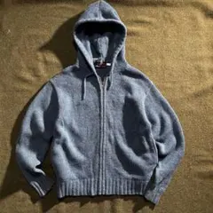 Item thumbnail for item 914f1302-9c61-42e0-b100-7bc27cf3a61b