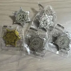 ディズニーランド　シューティングギャラリー　景品　ピンバッジ