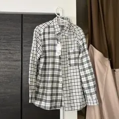 メンズ新品未使用シャツ　ユニクロUNIQLOフランネル長袖チェックＸＬサイズ