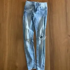 ZARA スキニーデニム ダメージ加工 ライトブルーのサムネイル
