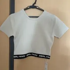 【新品タグ付き】REDYAZEL クロップド丈 ショート Tシャツ 春夏用のサムネイル