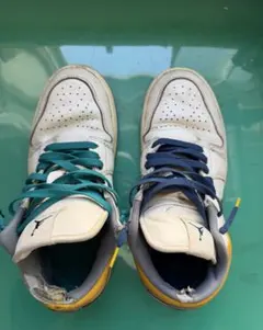 ナイキエアジョーダン1￼