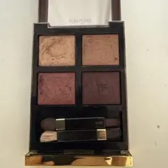 TOM FORDトムフォード　アイシャドウ　04 HONEYMOON ハネムーンのサムネイル
