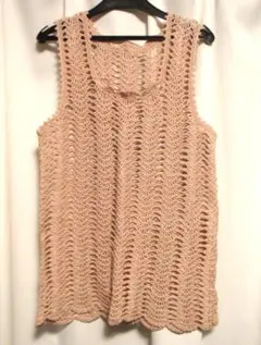 ハンドメイド ニットベスト 手編み クールネック　未着用　Sサイズ　ピンク系