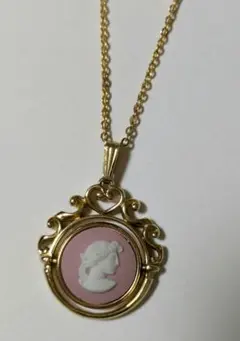 K*R様 ウエッジウッド　ネックレス　ペンダントトップ　ピンク×白×ゴールド　ア