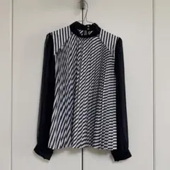 SACAI サカイ ハイネック プリーツ 長袖 ブラウスのサムネイル