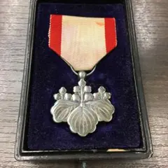 2026年最新】勲八等白色桐葉章の人気アイテム - メルカリ