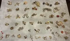 アクセサリーまとめ売り　イヤリング　ゴールド　片耳のみ有り