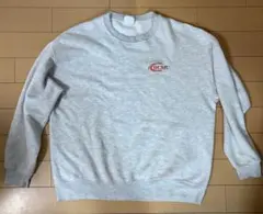 グレー ロゴ入り クルーネック トレーナー