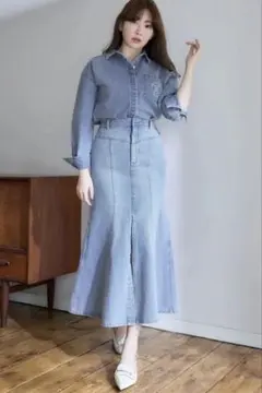 スカート Herlipto Mermaid Slit Denim Skirt herlipto 𝖢𝗈𝗆𝗂𝗇𝗀 𝗍𝗈 𝗒𝗈𝗎 𝗌𝗈𝗈𝗇… 𝖫𝖺𝗎𝗇𝖼𝗁𝗂𝗇𝗀
