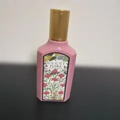 GUCCI FLORA ゴージャス ガーデニア オードパルファム 50mL