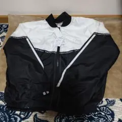 白黒ジャケット ストーン装飾付き