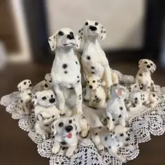 加藤工芸陶器製 ボーンチャイナ犬の置物2個、パジャマベビー4個（4体