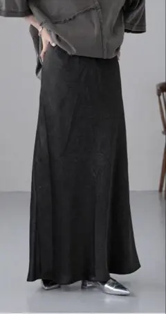 LOWRYSFARMストレッチサテンスカート Lサイズ