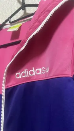 トラックジャケット