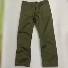 UNIQLO ユニクロ　オリーブグリーン チノパン