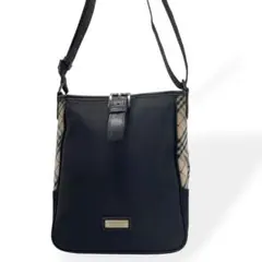 美品　BURBERRY バーバリー　ショルダーバッグ ノバチェック 　ブラックのサムネイル