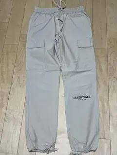 ESSENTIALS カーゴパンツ S グレーのサムネイル