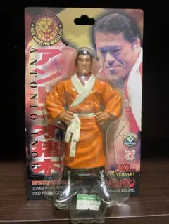 アントニオ猪木(オレンジガウンver.) 30周年記念フィギュア 【新品未開封】 アントニオ猪木(オレンジガウンver.) 30周年記念フィギュア