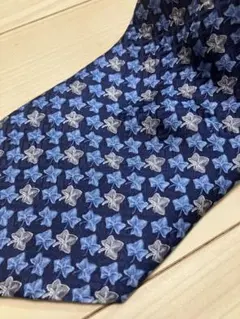 Givenchy ネクタイ　総柄　シルク　イタリア製