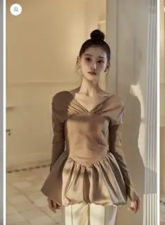 Polaura ポローラ チェーンストラップペプラムニットベアトップ - メルカリ