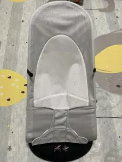 BABYBJÖRN バウンサー グレー ×ホワイト メッシュ